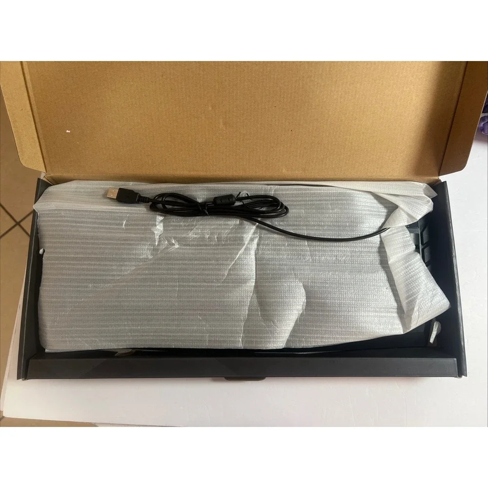 CyberPowerPC multi-color‎ led gaming keyboard wired USB-open Box